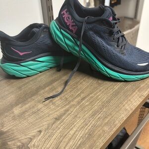 Hoka Clifton Women's Navy Running Shoes with Teal Midsole and Pink Logo 7 WIDE